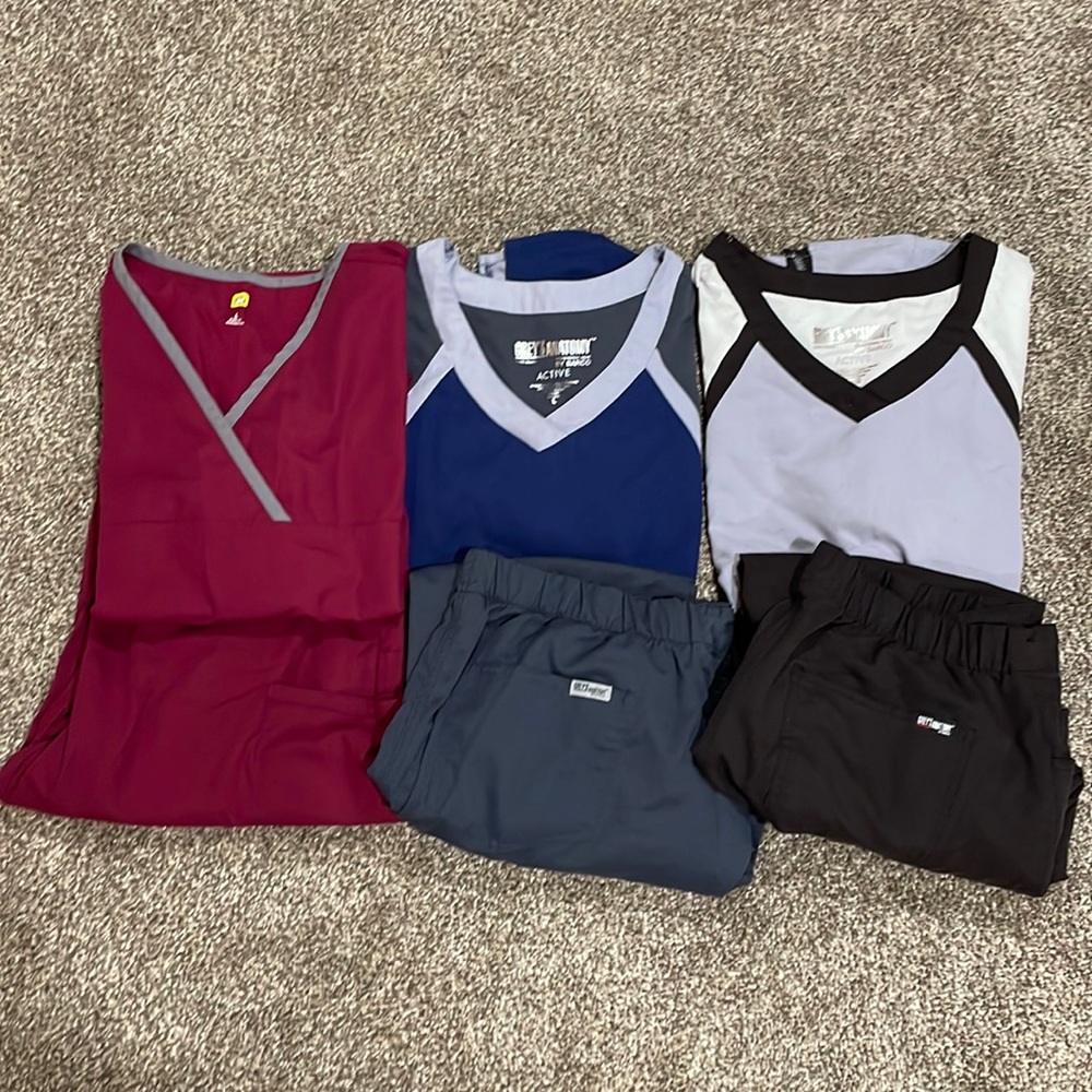 3 sets large scrubs
